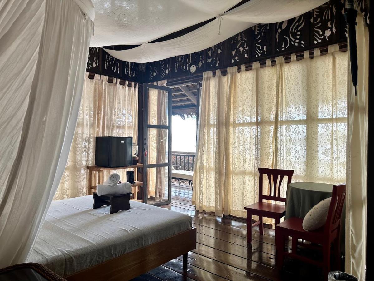 คาสิตา อีซาเบล Bed & Breakfast Batangas ภายนอก รูปภาพ